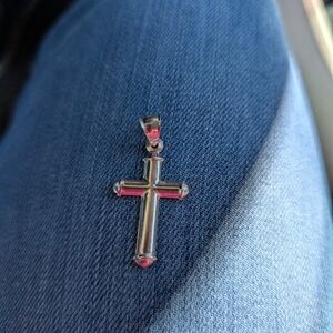 NEW Elegant Silver Cross PENDANT